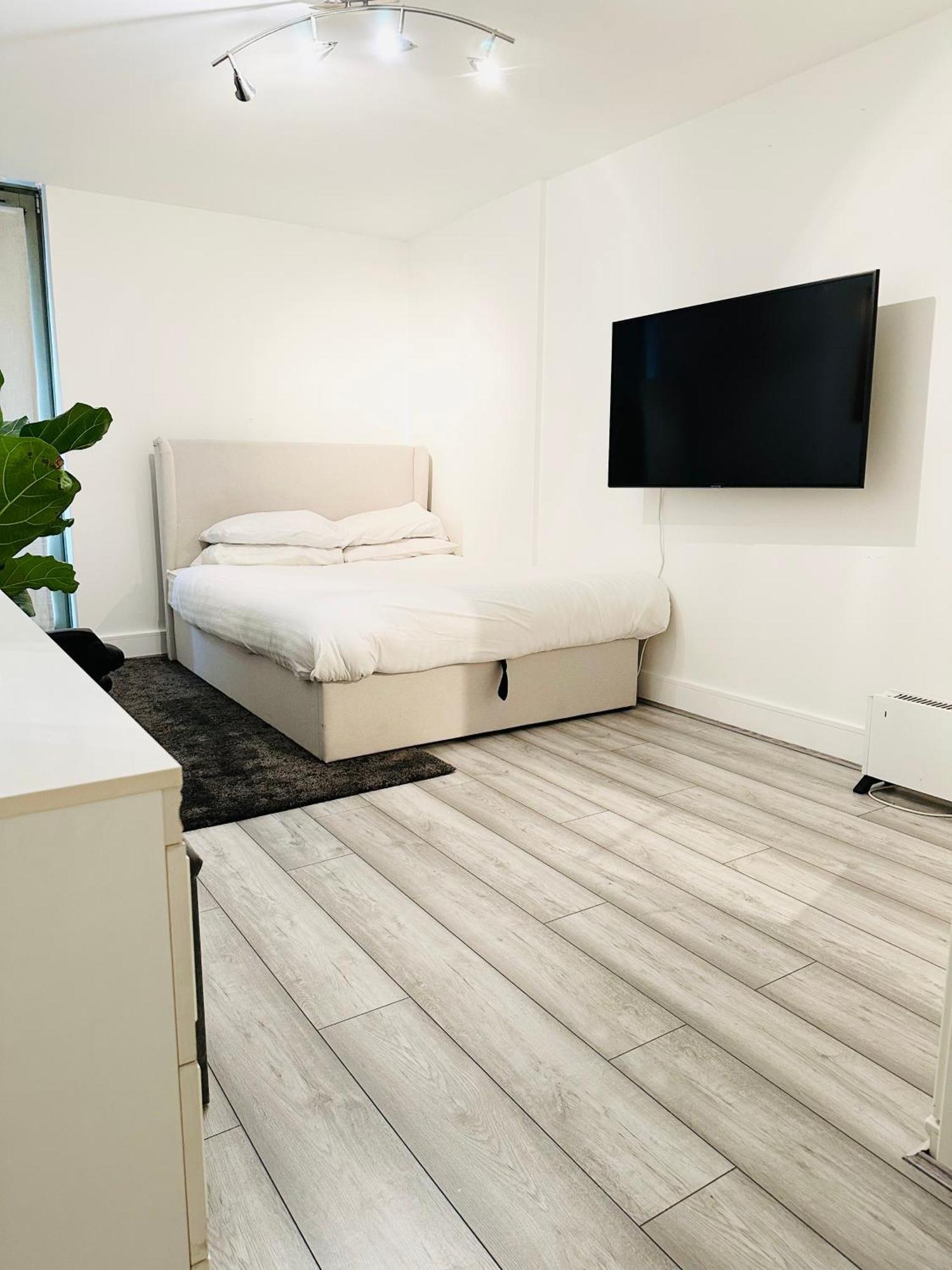 Appartamento Bright 1br Flat Walk To Hyde Park, Queensway And Paddington *